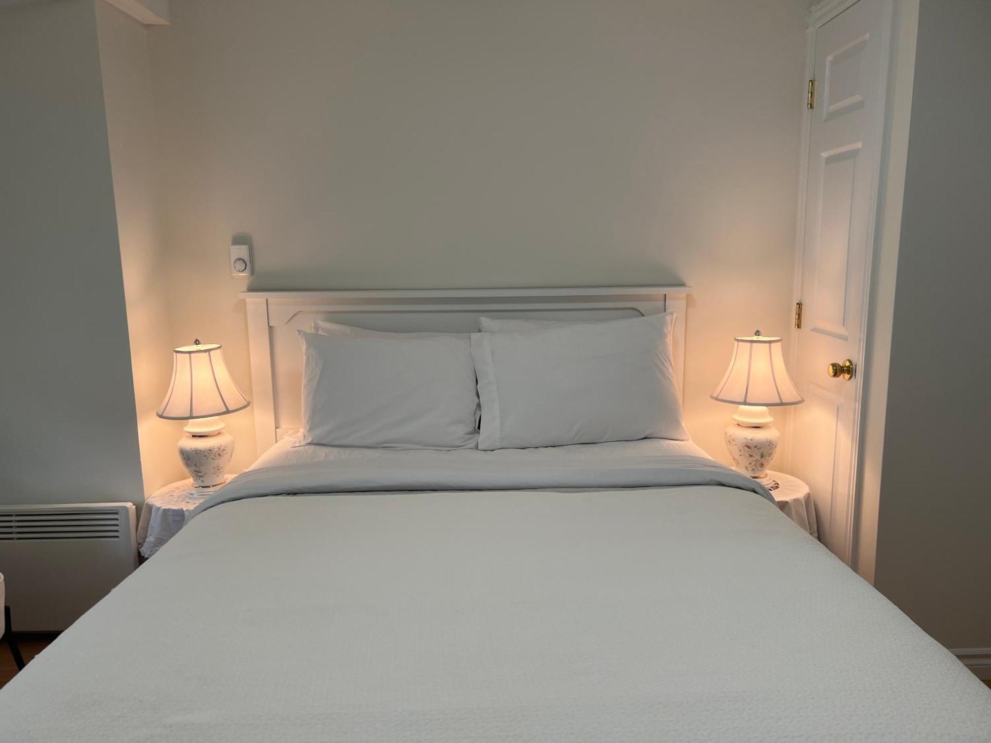 Lee'S Ocean Peek B & B Stratford Экстерьер фото